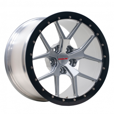 VX1R Beadlock finished in Hyper Silver with Smooth Black Beadlock Ring